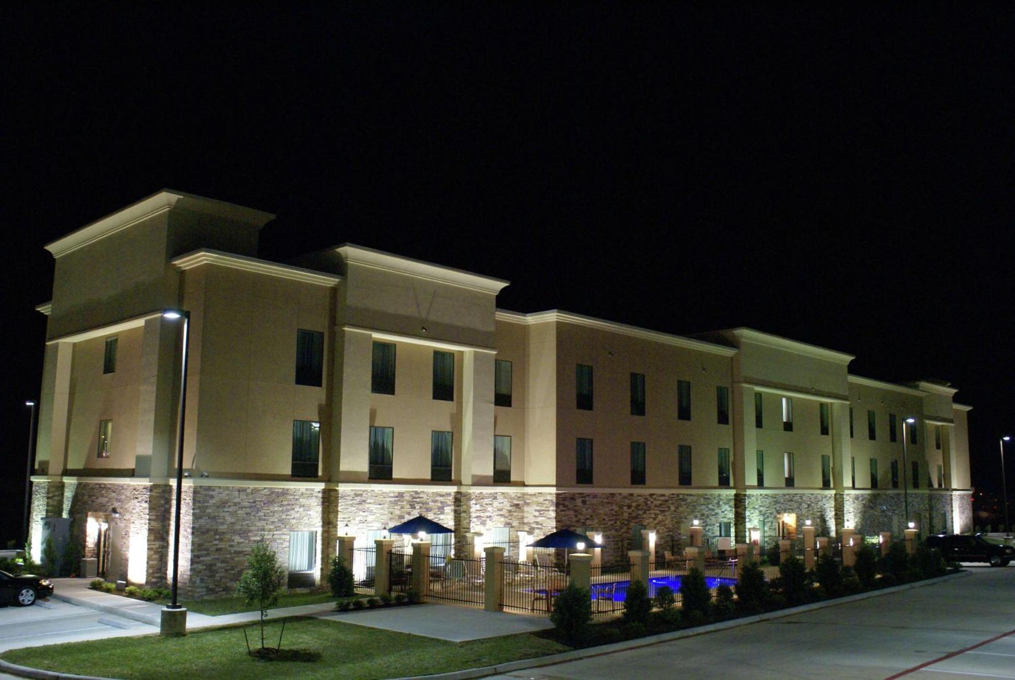 Hampton Inn & Suites Center Екстер'єр фото